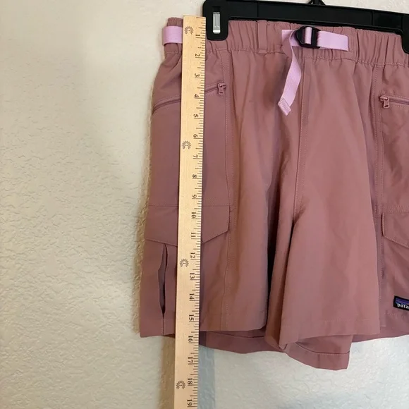 PATAGONIA Womens Outdoor Everyday Shorts - 4 Inch Evening Mauve - Picture 5 of 9